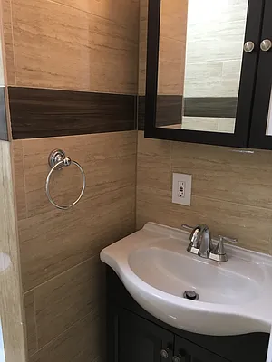 Rented by NCR Real Estate | media 18