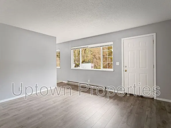 1515 SW Custer Dr #B7, Portland, OR 97219