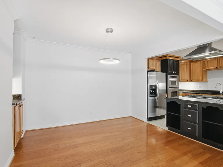 1115 N Old Woodward Ave #58 — Photo 5