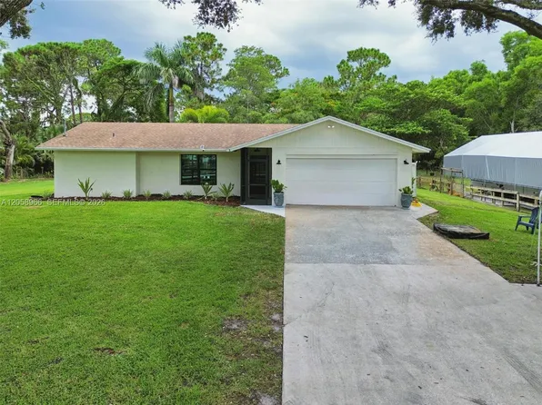 16282 E Downers Dr, Loxahatchee, FL 33470