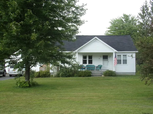 425 County Highway 132, Broadalbin, NY 12086