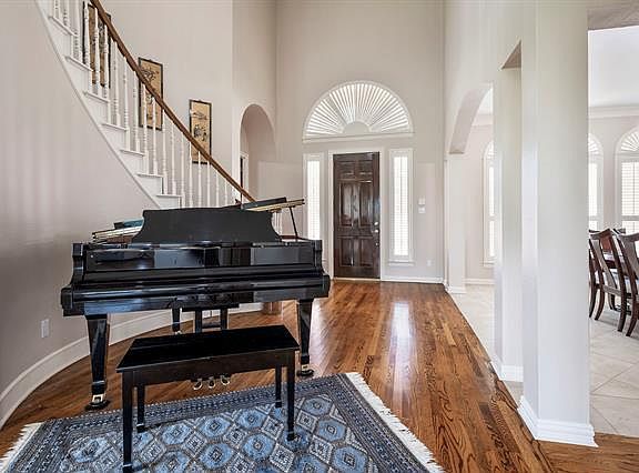 4th image of 1904 Shumard Oak Ln