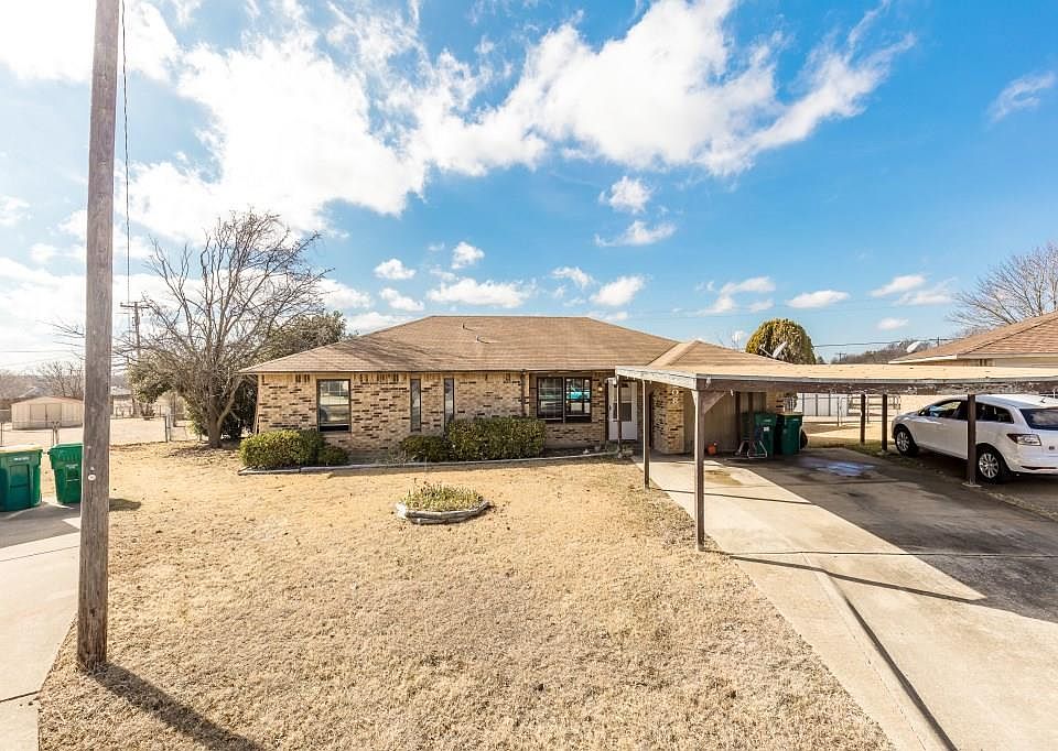 1st image of 208 Apache Dr