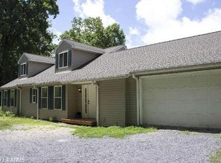 521 Northern Spy Dr, Linden, VA 22642