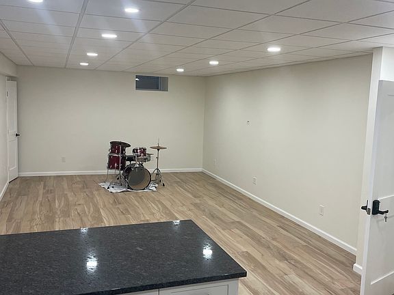 2nd image of 53 Fini Dr