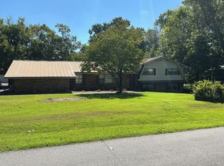 422 Hasty Dr, Tunnel Hill, GA 30755