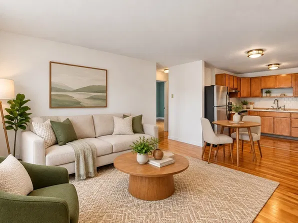 39 Englewood Ave APT 24, Brighton, MA 02135