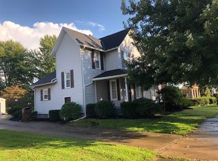 608 S Chapel St, Louisville, OH