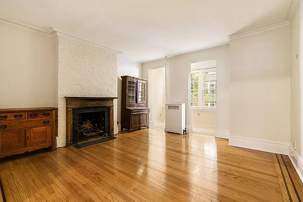 Rented by Compass | media 7