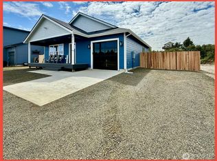 923 Ocean Shores Blvd SW, Ocean Shores, WA