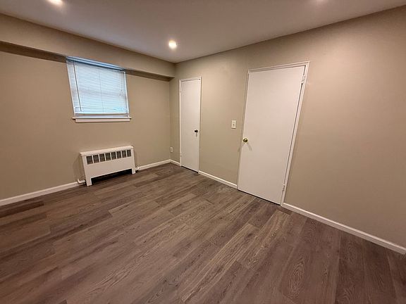 4th image of 1446 Nepperhan Ave
