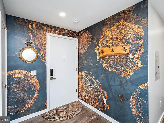 2nd image of 1501 N 31st St #401
