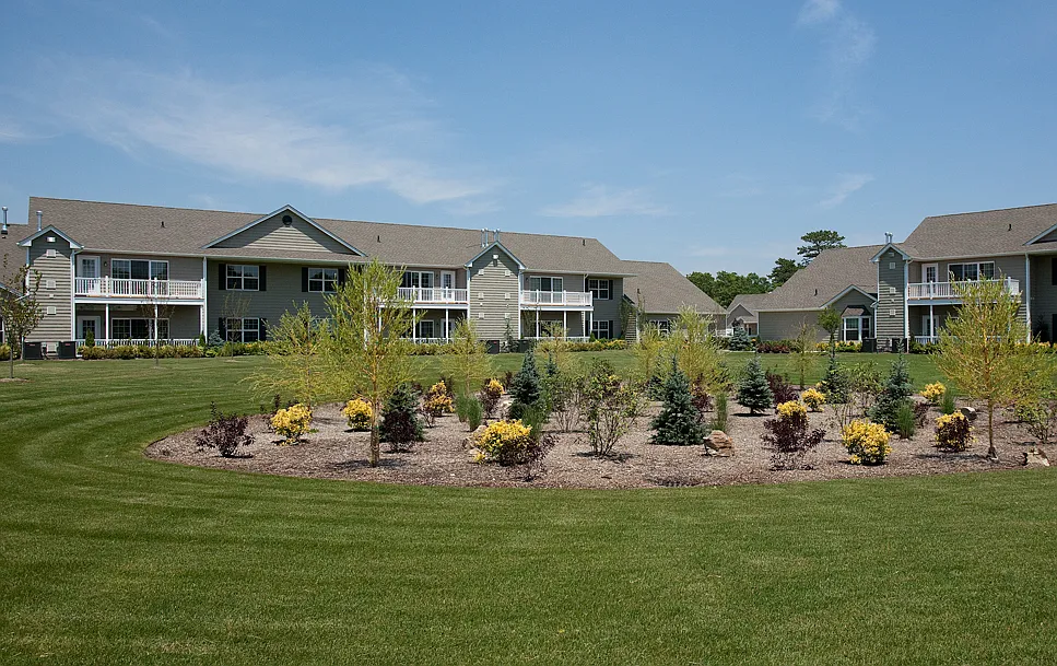 Fairfield Knolls East — Photo 3