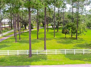 1933 Sycamore Ln, Fernandina Beach, FL 32034