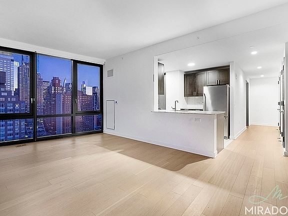2nd image of 21 W End Ave APT 2810