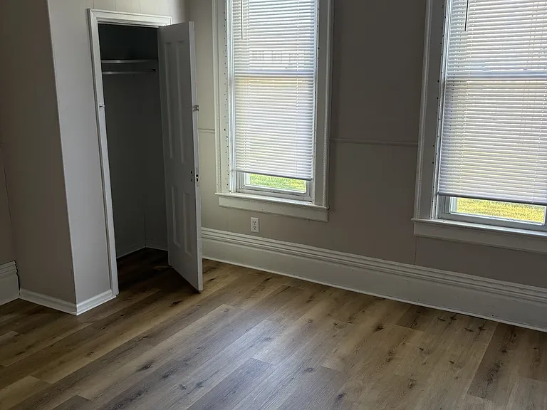 323 N Sugar St #323 — Photo 4