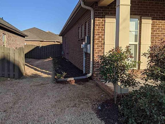 4th image of 463 E Mossyleaf Dr