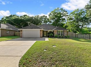 9 Cosgrove Dr, Mobile, AL 36608