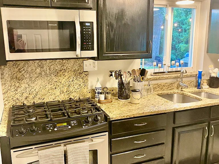 766 Wenneker Dr — Photo 14