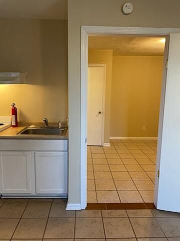 2nd image of 16 Lake Dr APT D