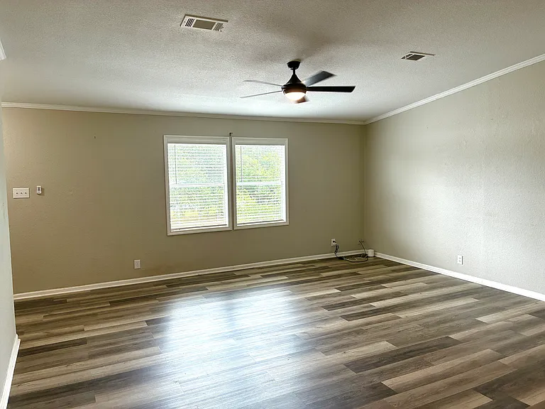 Large Living Area