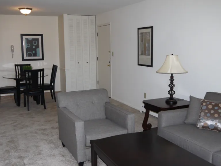 Mission Hills — Photo 9