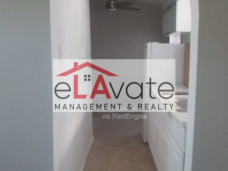 10822 Ventura Blvd #6 — Photo 4
