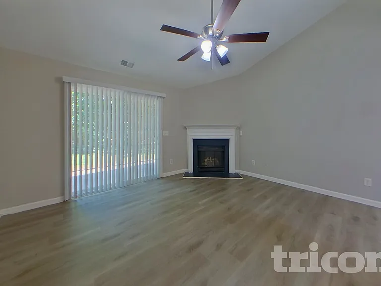 2550 Gatewater Ct — Photo 2