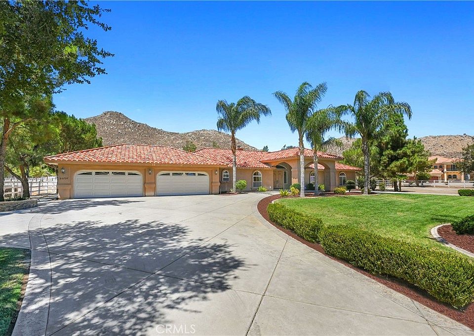 24737 Three Springs Rd, Hemet, CA 92545 Zillow