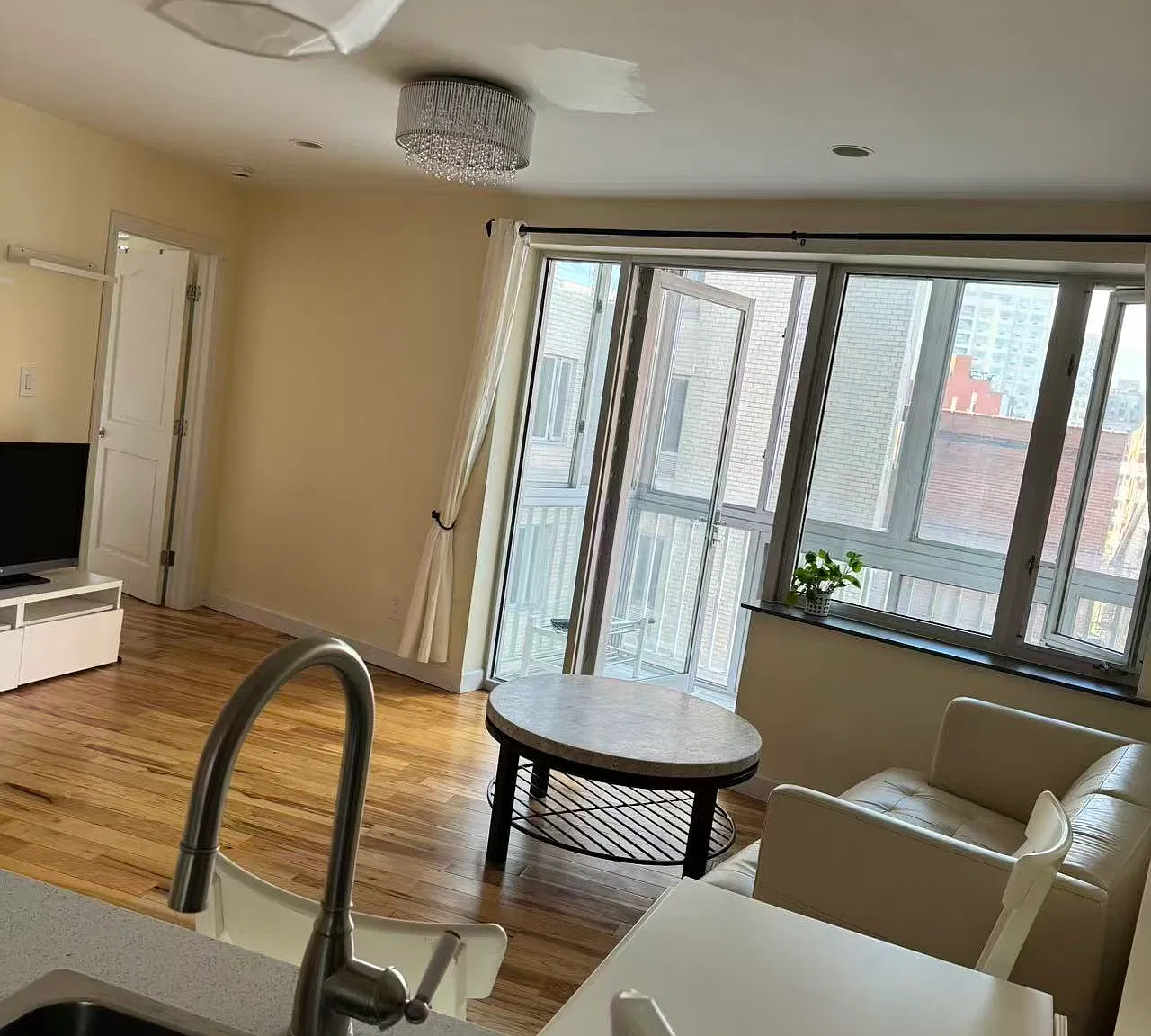 1 bed, 550 sqft, $2,600 — Photo 1
