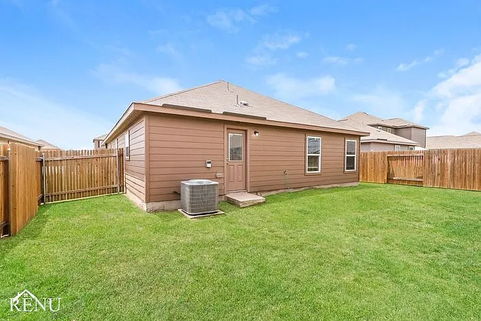 18612 Allen Welch Dr — Photo 16