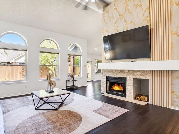 5th image of 3651 Stresa Ln
