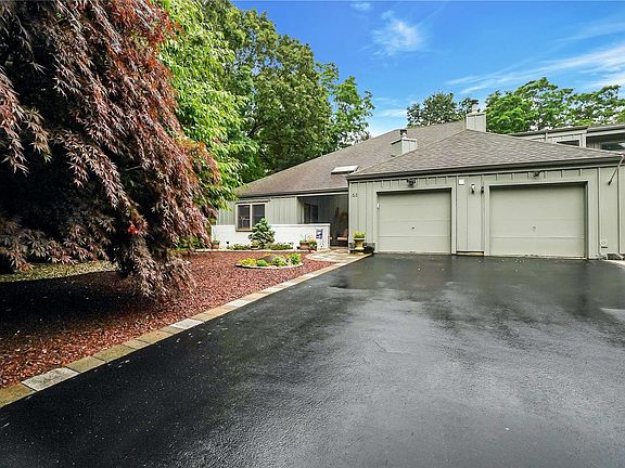 2nd image of 68 Laurel Cres #68