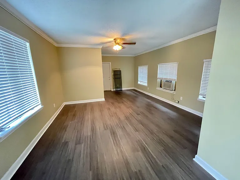 6300 Creel Rd — Photo 15