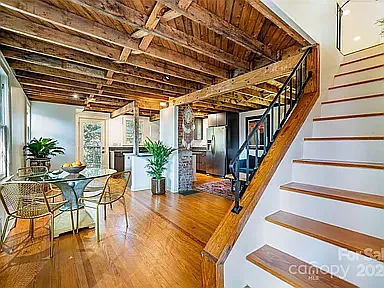 96 Barnard Ave — Photo 3