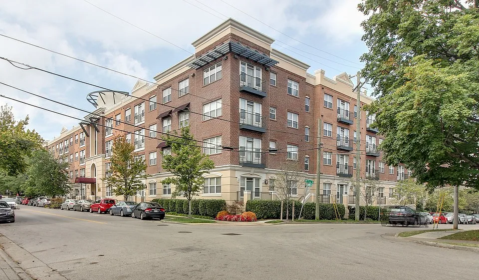 3000 Vanderbilt Pl #431