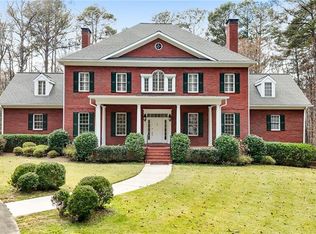 8467 Hearn Rd, Chattahoochee Hills, GA 30268