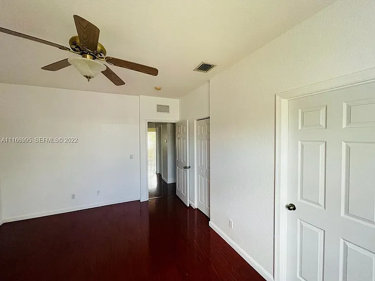 903 N Santa Catalina Cir — Photo 15