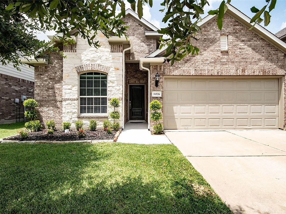1st image of 31526 Elkcreek Bend Dr