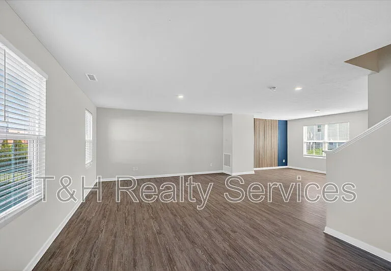 40 N Fairfield Dr — Photo 17