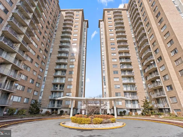 1836 Metzerott Rd APT 715, Hyattsville, MD 20783