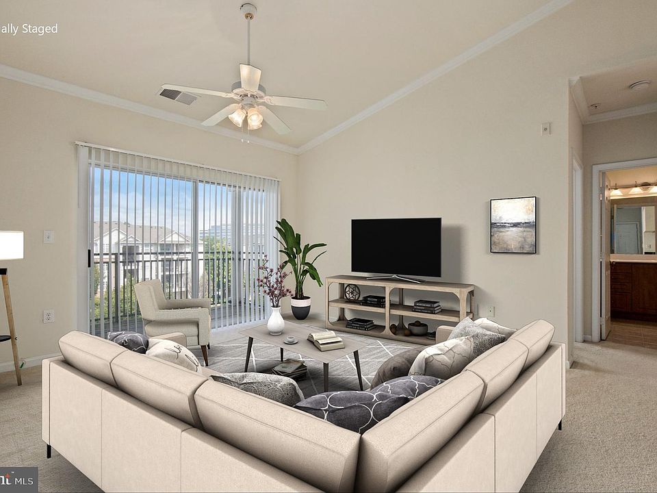 1st image of 12144 Garden Grove Cir Unit 401