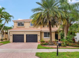 1325 Camellia Cir, Weston, FL 33326