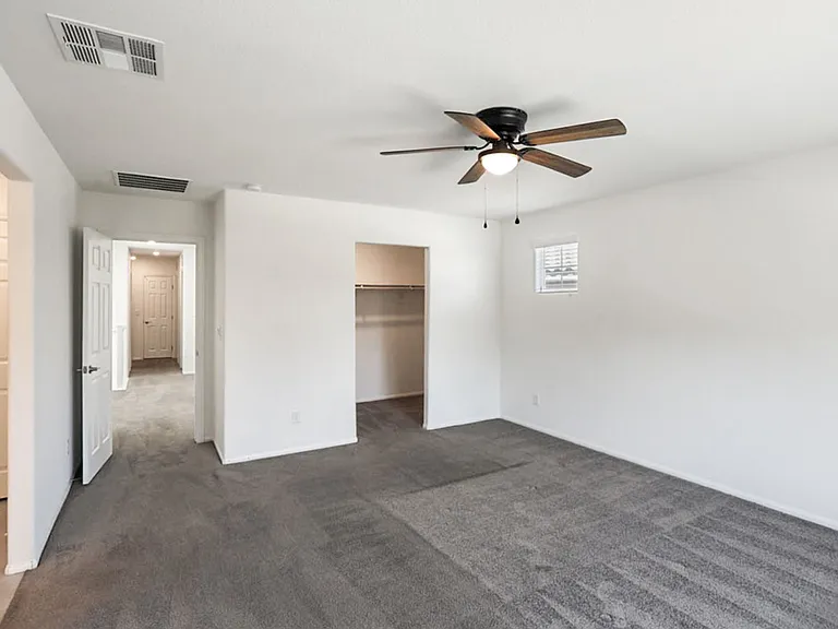 10589 Sariah Skye Ave — Photo 32
