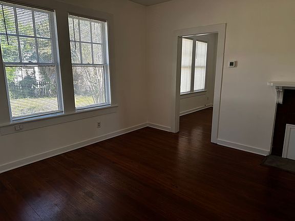 2nd image of 112 S Florida Blanca St