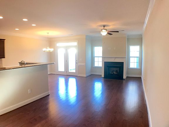 5th image of 3514 Pebblestone Ln