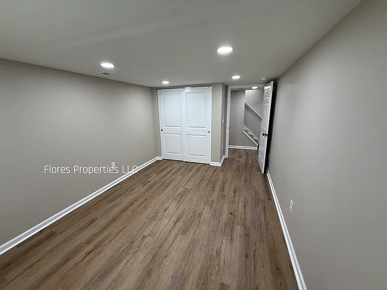1136 Pauline Ave — Photo 17