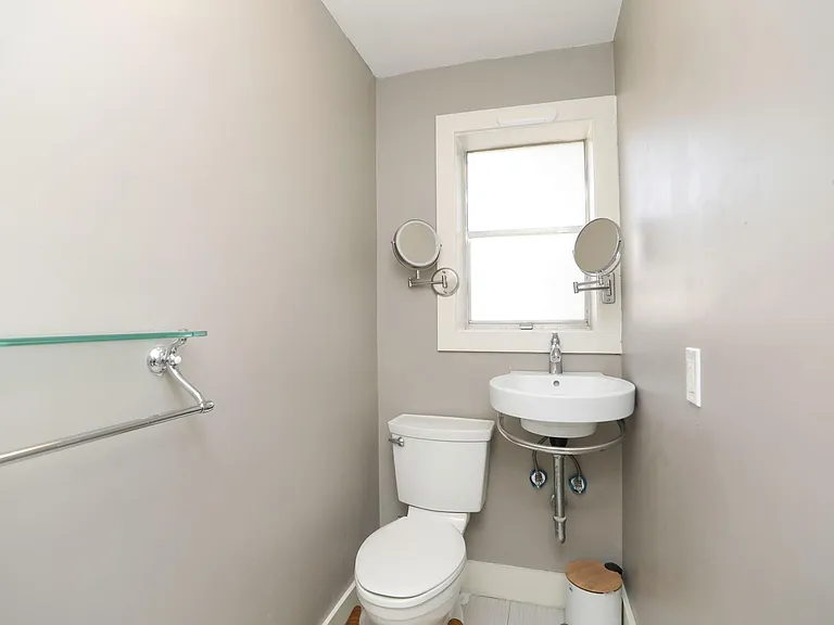 2215 Cleburne St — Photo 19