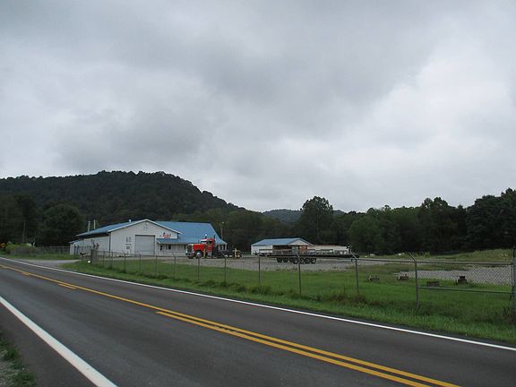 2nd image of 8116 Us Highway 5