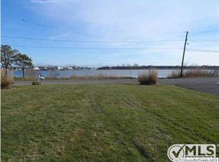 223 S Riverside Dr, Neptune, NJ 07753